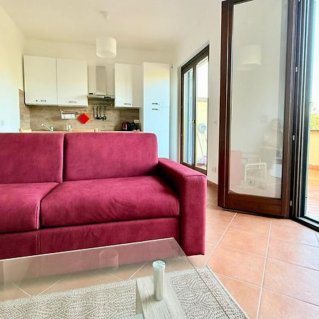 Lm Apartment Isola Fiumicino Exteriör bild
